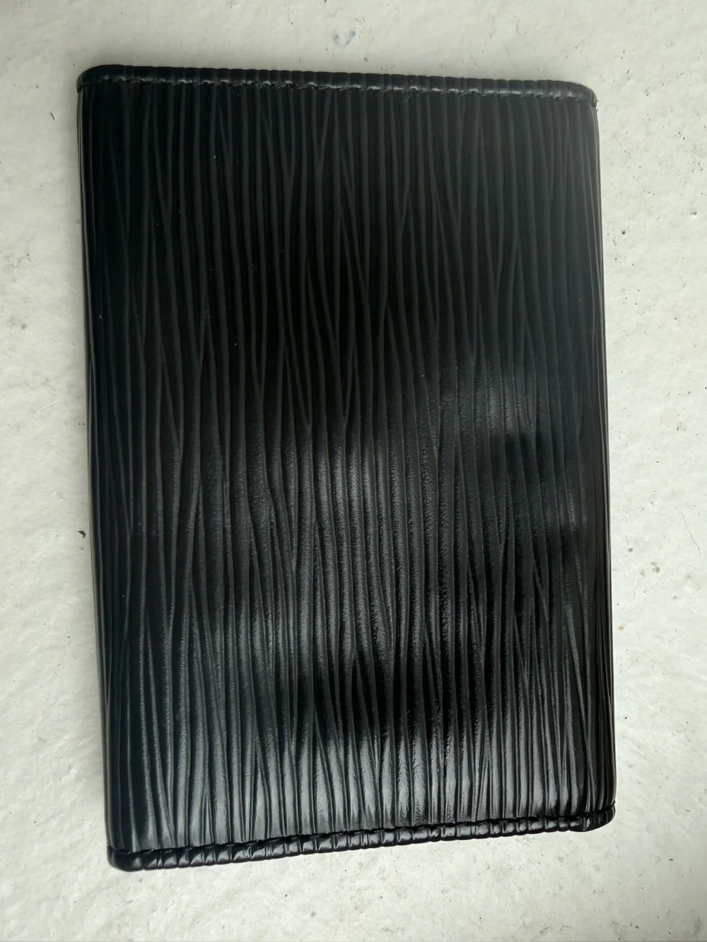 Louis Vuitton 6-Key Holder Black Textured Epi Leather Compact Wallet